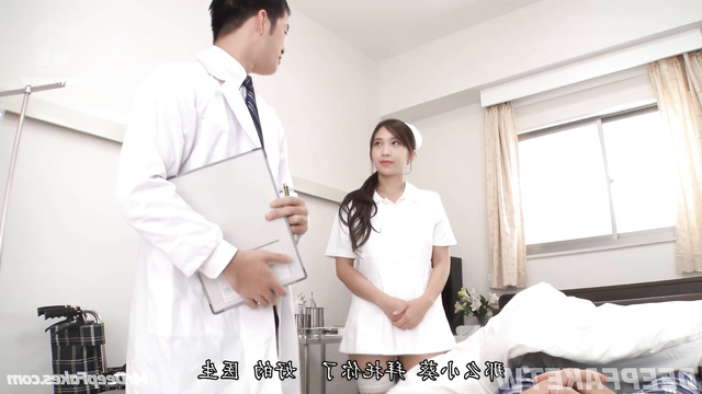 Nurse Ili Cheng (护士 鄭家純) Jipai Mei (雞排妹 chicken cutlet girl) treats patients with sex