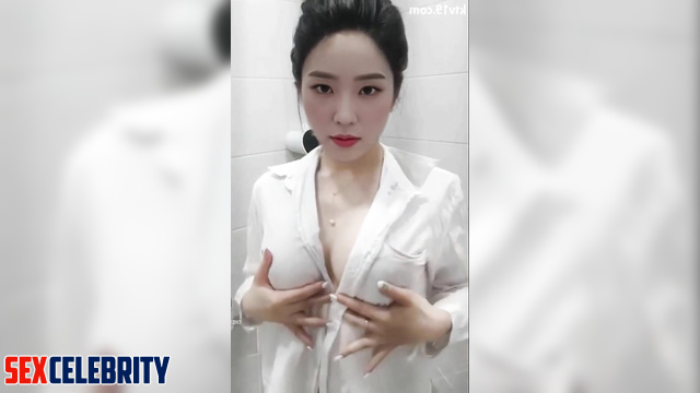 Deepfake Irene 아이린 satisfies herself in bath (Red Velvet 레드벨벳) 딥페이크