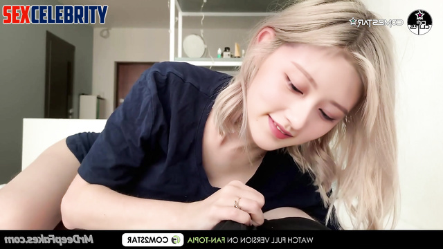 Pov porn, blonde licks cock - Gaeul (가을) IVE (아이브)