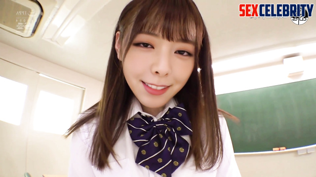 Yuna (신유나 가짜 포르노) foot fetish porn at school - face swap [PREMIUM]