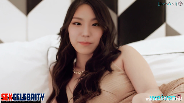 Foreplay before fucking with a lustful bitch - Yeji (예지 있지) fakeapp