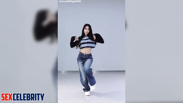 Nina Dobrev dancing hot sexy dance - deepfake video