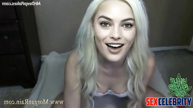 Deepfakes/ Teasing webcam show with slutty blonde Margot Robbie