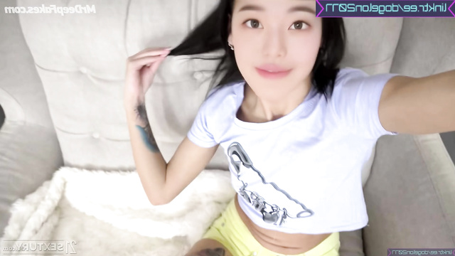 Horny teen Wonyoung (장원영) can't get enough anal fuck / IVE 아이브포르노