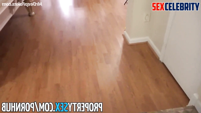 Sexy Wendy Carrera and Laura Marano invited you at their home, fakeapp