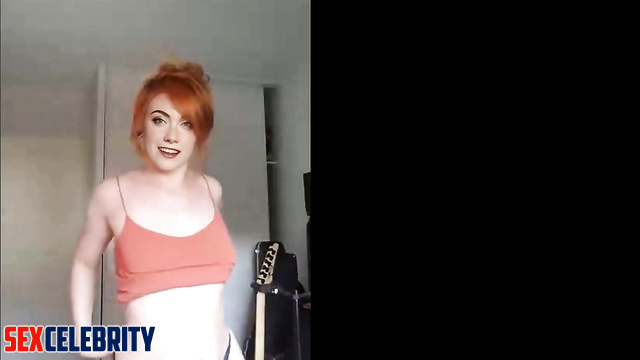 Hot live session with Maghla (she is a webcam girl) - real fake