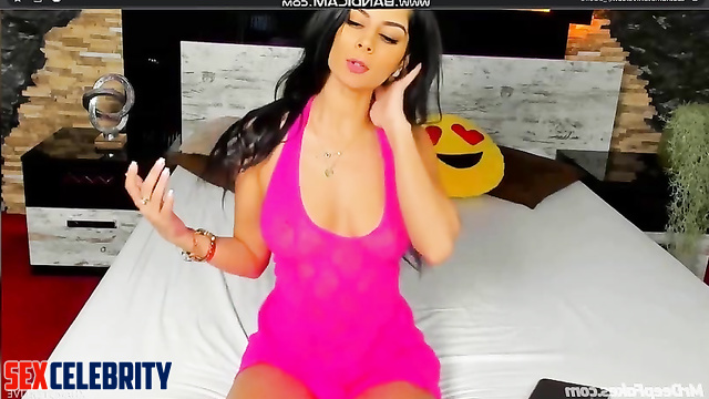 Pink deepfake chick Leysly Juarez twirls her ass