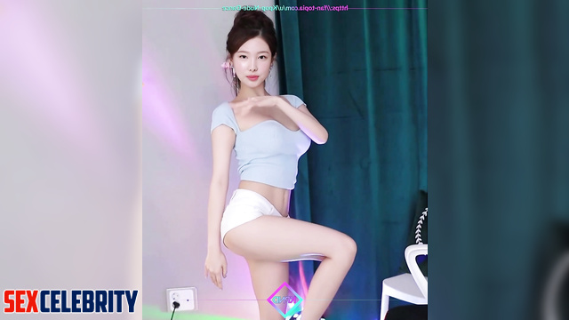 Busty slut dancing in short shirt (나연 트와이스) Nayeon solo fakeapp