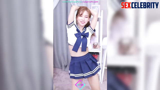 (미나 트와이스) sexy schoolgirl dancing on hidden camera / fake Mina