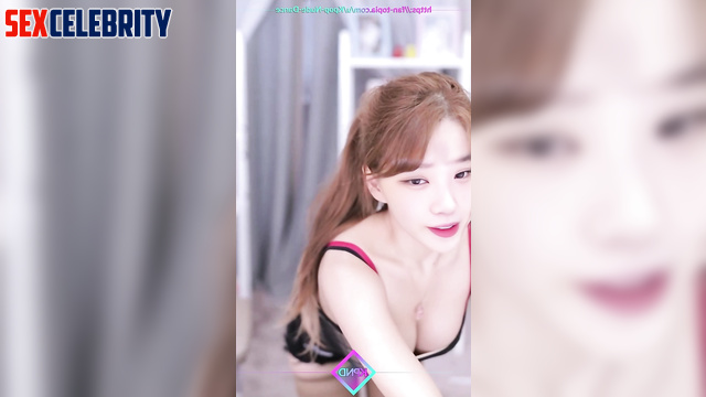 K-pop beauty Chaewon (채원 아이즈원) seduces men using dance