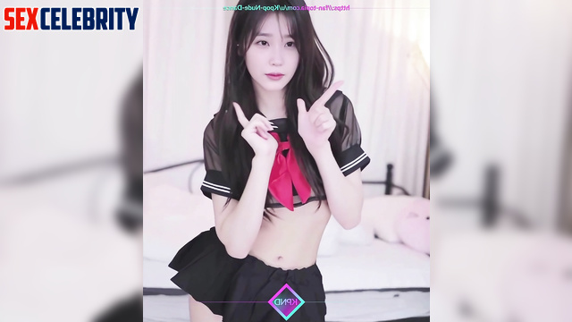 IU (이지은 열정적 섹스) solo adult video - brunette likes erotic dances