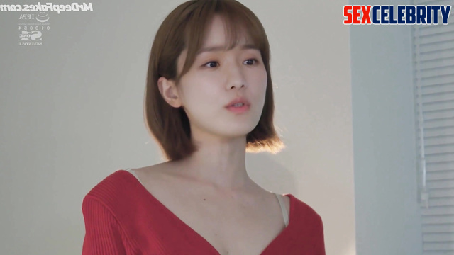 Couple usually kisses before sex - Park Gyu-young (박규영 열정적 섹스) fakeapp