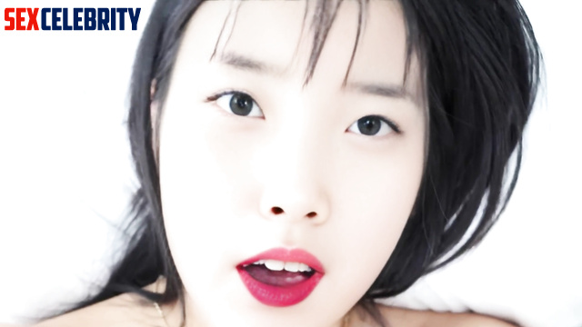 Korean sexy babe IU [이지은 딥페이크] posted her homemade porn