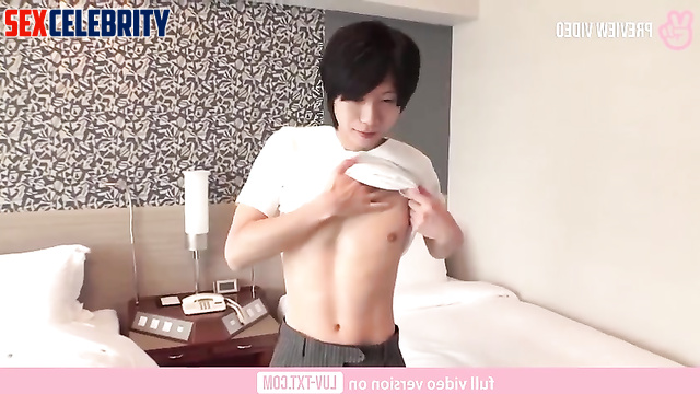 K-pop gay Jungkook  shows off his luxurious body / 정국 방탄소년단