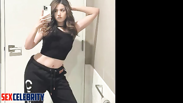 Voluptuous bitch Pokimane poses for the camera / face swap