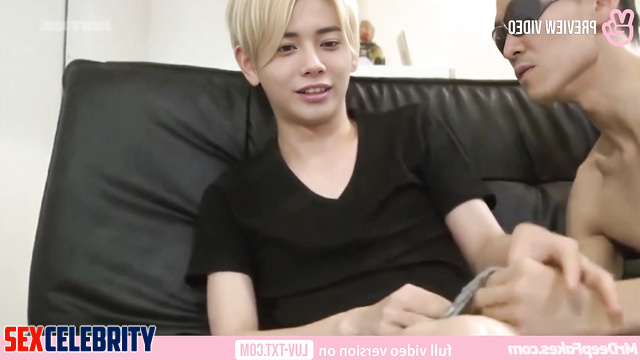 Gentle gay loves gentle caresses (태현 투모로우바이투게더) Taehyun face swap