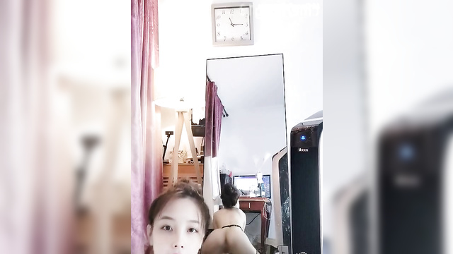 Chinese star 王冰冰/Wang Bingbing dances for me nude in video call 中国人