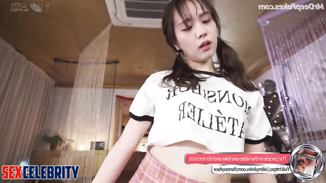 Skinny teen saddled a cock for the first time, ai Jisoo (지수 블랙핑크)