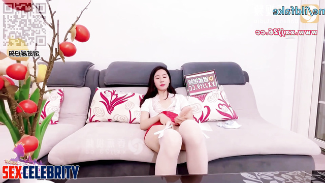 Fake Liu Yifei (刘亦菲 充满激情的性爱) enjoying gentle feelings in white stockings