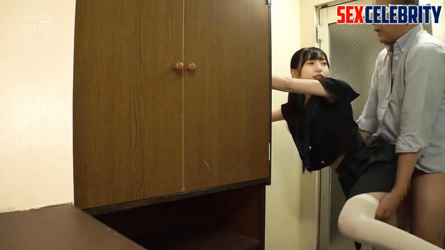 齋藤 飛鳥 乃木坂46 oops, he cumed in schoolgirl - Asuka Saito smart face change