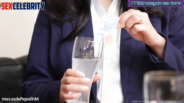 Pov ai scenes - brunette seduced her modest coworker 장원영 아이브 Wonyoung