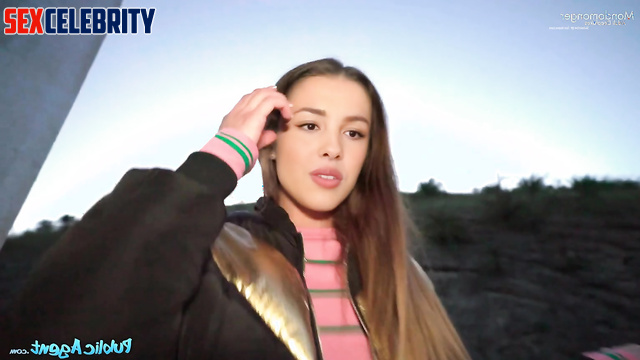 Brunette sucked balls on the track / (Olivia Rodrigo pov deepfake video)