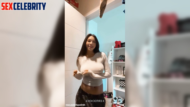 Sexy ladies dancing everywhere / Karina (카리나 에스파) deep learning program