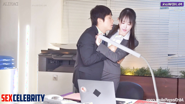This is what an office affair turned into - Rose (로제 블랙핑크) celebrity sex
