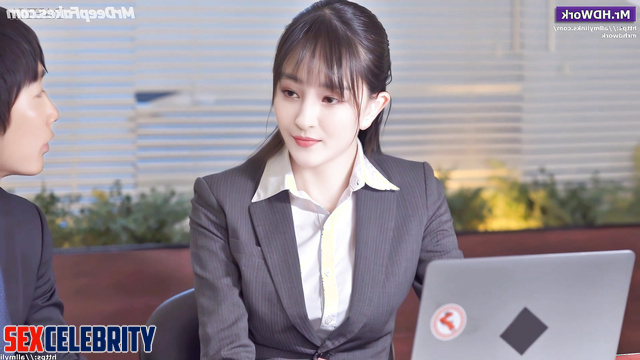 Fake Nancy (낸시 모모랜드) enjoying secret love in the office
