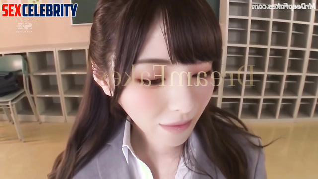 Fake Minami Hamabe (浜辺美波 偽の有名人のポルノ) doesn't want anyone to see this video