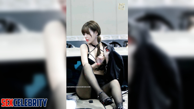 Sakura 사쿠라 from IZ*ONE 아이즈원 shows sexy poses in deepfake [딥페이크]