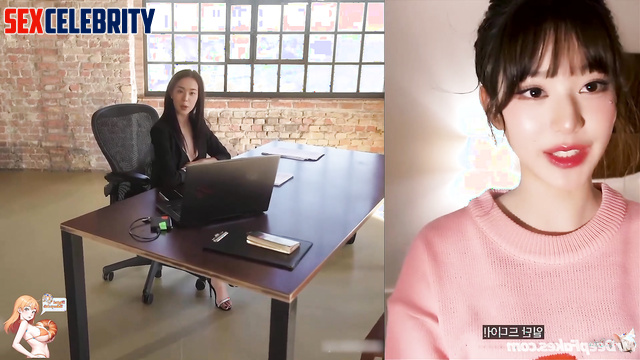 Wonyoung porn relieves stress at work by fucking right on the desk in the ass 장원영 아이브