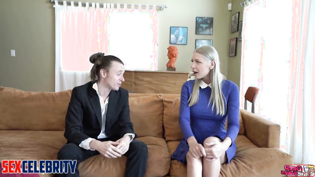 She is not shy about undressing in front of strangers, ai Melissa Benoist