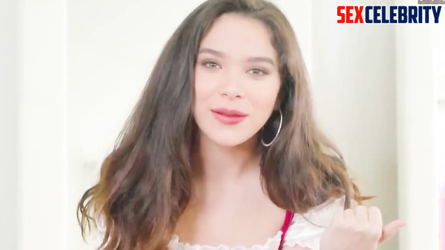 Deep face fuck in her slutty throat (Hailee Steinfeld smart face change)