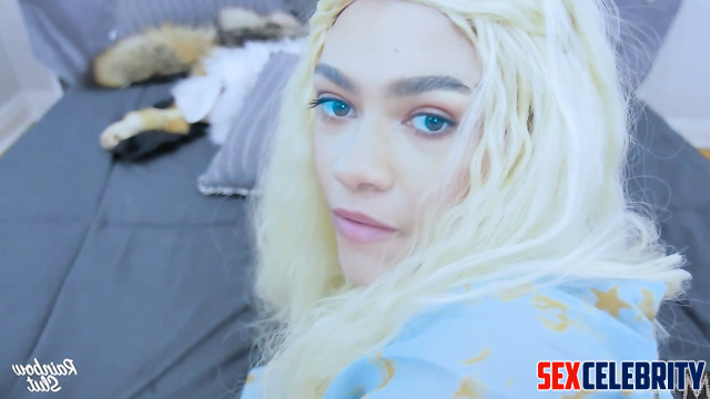 Horny cosplayer Zendaya gets first anal experience (AI porn)