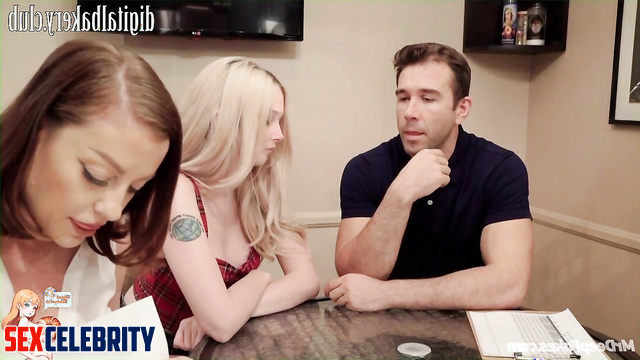 Blonde asked not to cum inside - Chloe Grace Moretz face swap