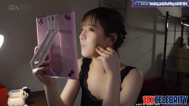 He massaged her vagina with his finger inside, Yujin (안유진 아이브 아이즈원) A.I.