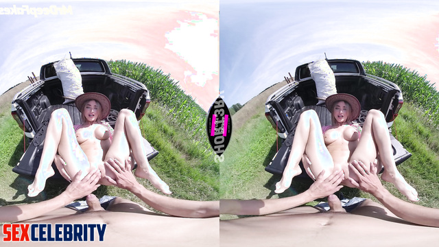 Vr porn with popular singer Sabrina Carpenter showing passion at the nature