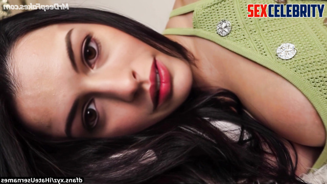 Housewife doesn't mind your dick for dessert, fake Anne Hathaway