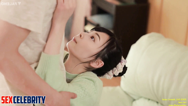 Lovers kissing before doggystyle sex / Suzu Hirose (広瀬すず フェイクポルノ) A.I.
