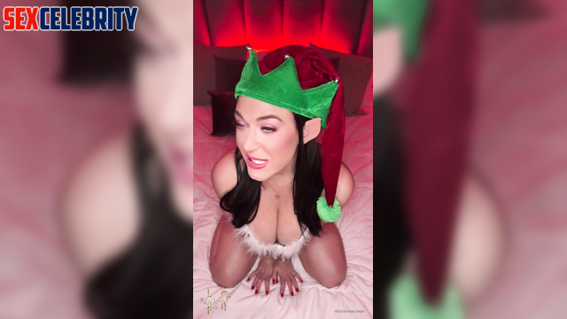 Merry Christmas for her slutty subscribers - Katy Perry solo fakeapp