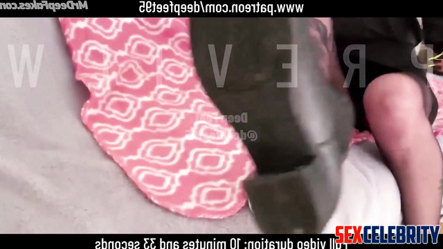 Charli D'Amelio's foots have been wanting to do it for a long time, ai