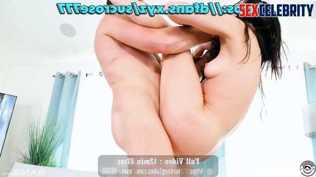 Naomi Scott had extremely intense orgasm during masturbation (celebrity sex)