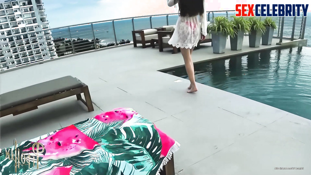Natalie Portman made blowjob at her fucker's private villa / real fake