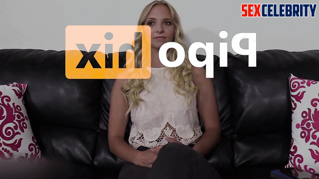 Her slutty tongue needs moistening, Sarah Michelle Gellar in fake porn