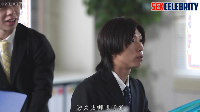 迪丽热巴 迪力木拉提 成人 Dilireba trying her new colleague on the office table, A.I.