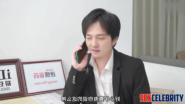 She was emotionless during sex, Ju Jingyi (鞠婧祎 名人性爱) smart face change