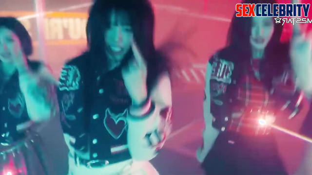 Dissolute movements on stage and in bed, IVE (아이브 어른들의 비디오) face swap pmv