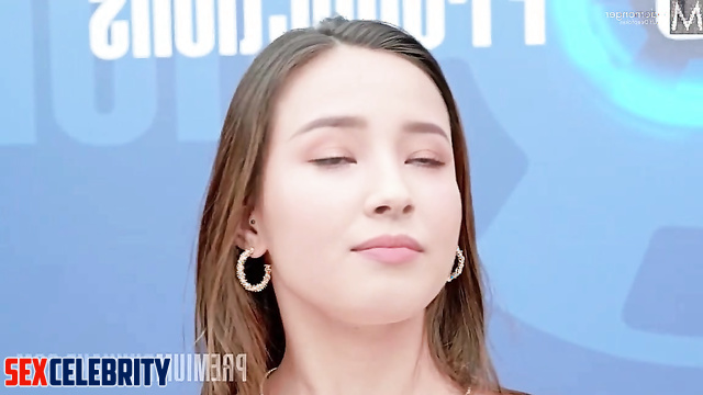 낸시 모모랜드 Nancy and her sudden bukkake party (at her home) deepfake video