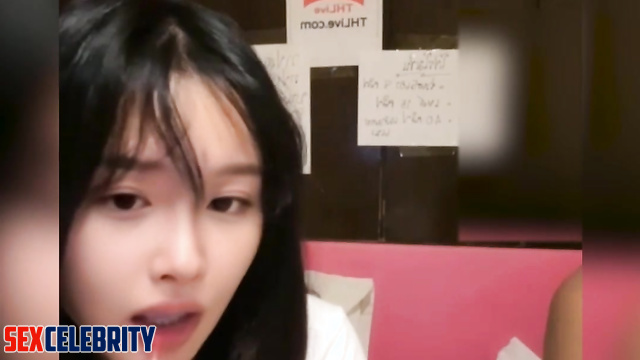 Fake NMIXX 엔믹스 Sullyoon 설윤 - She let me lick her tits